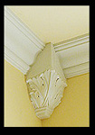 Crown blocks for mouldings
